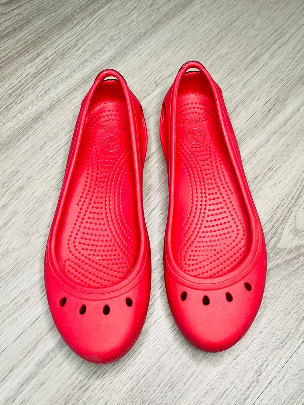 Crocs Kadee Women’s Pink Slingback Flat Shoes Size 9 Cutout Slip On Flats